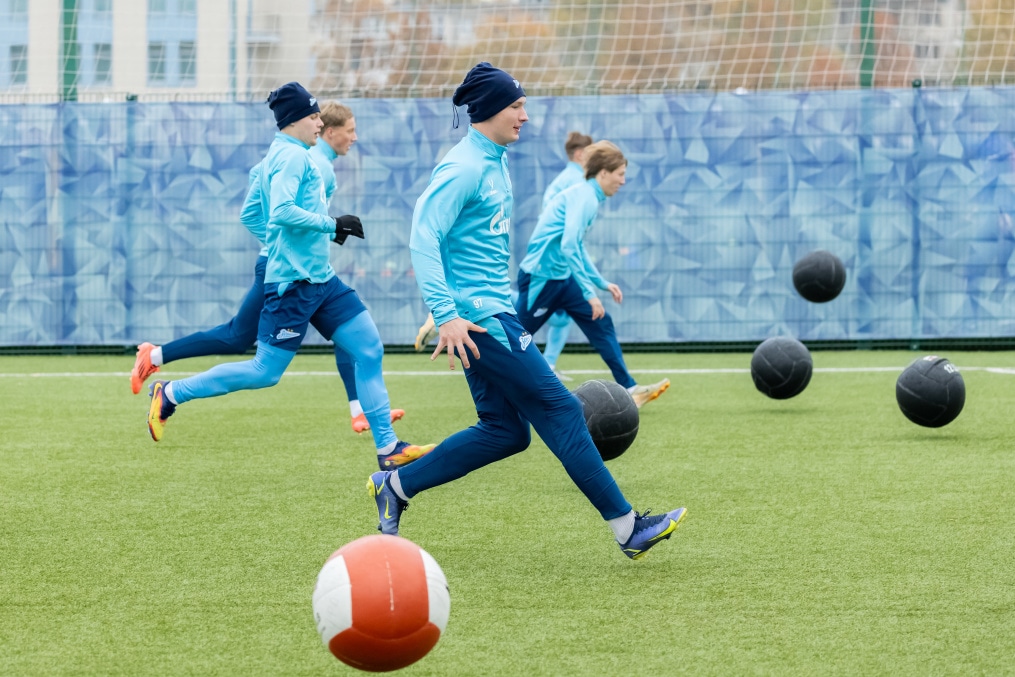 Тренировка «Зенита»-м перед матчем с ЦСКА-М