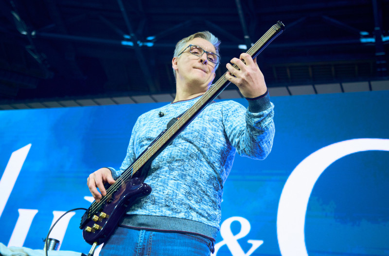 Концерт группы «Чиж и Ко» на главной сцене перед матчем с «Рубином»