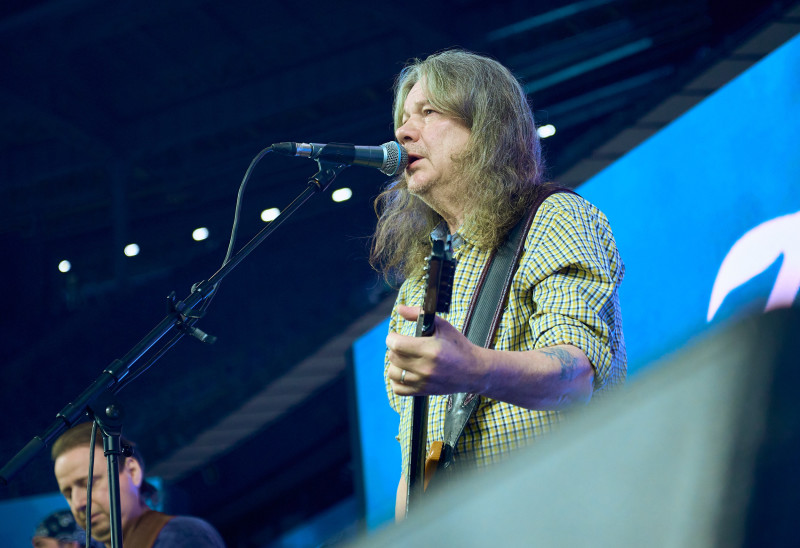 Концерт группы «Чиж и Ко» на главной сцене перед матчем с «Рубином»