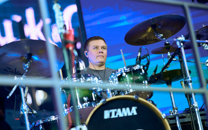 Концерт группы «Чиж и Ко» на главной сцене перед матчем с «Рубином»