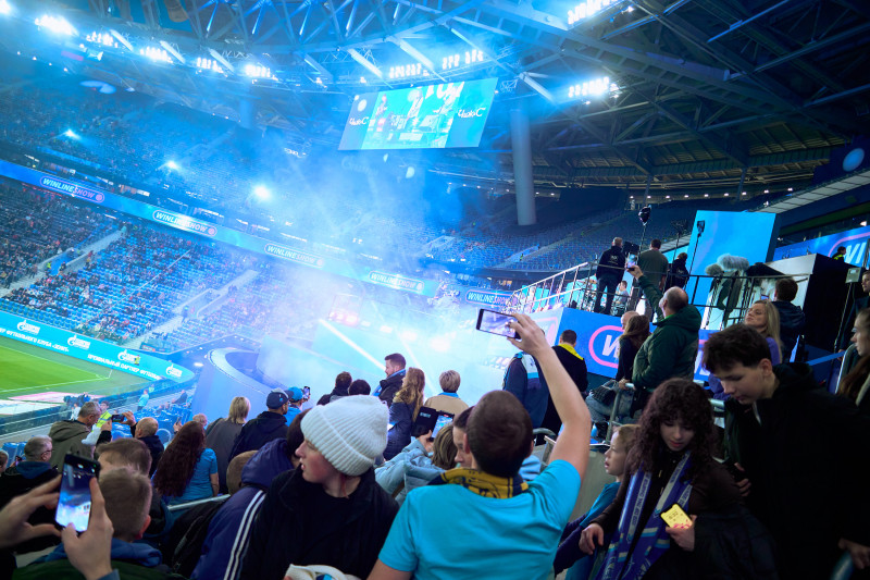 Концерт группы «Чиж и Ко» на главной сцене перед матчем с «Рубином»