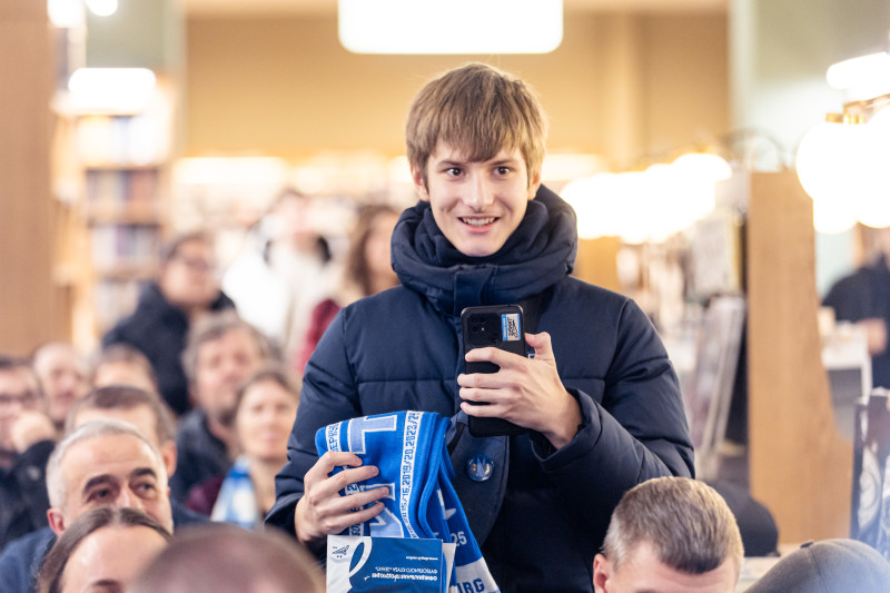 Презентация книги «Зенит. Петербург.100 лет вместе» в «Доме книги»