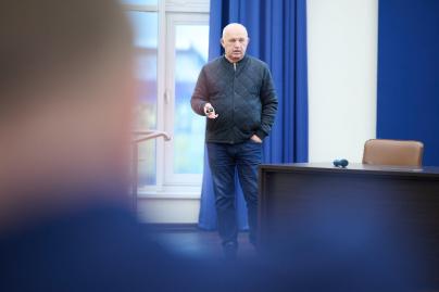 «Открытые лекции»: Андрея Лексакова в «Газпром»-Академии