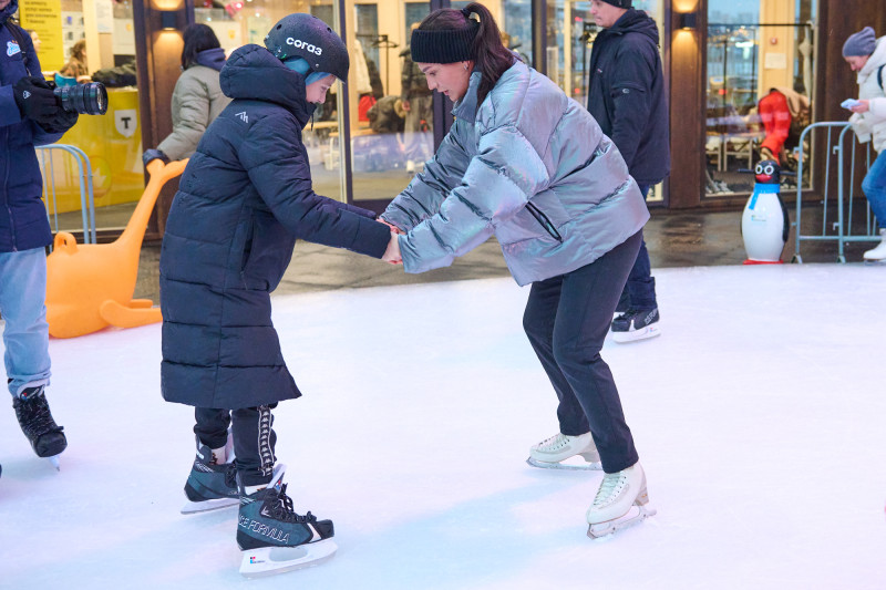 Мегатурнир «»Зенит» рядом». День 1: мастер-класс на катке для участников турнира