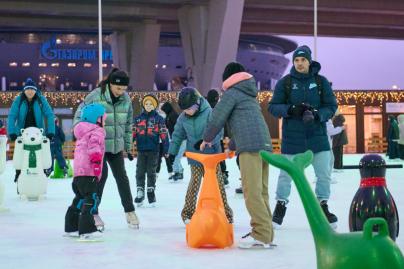 Мегатурнир «»Зенит» рядом». День 1: мастер-класс на катке для участников турнира