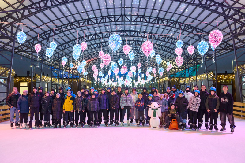 Мегатурнир «»Зенит» рядом». День 1: мастер-класс на катке для участников турнира