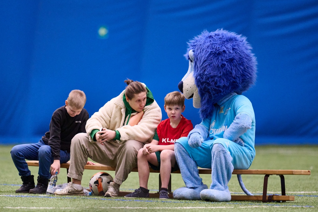 Мегатурнир «»Зенит» рядом». День 2: турнир по мини-футболу в Манеже