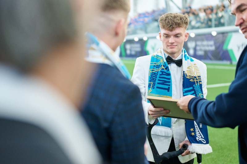 Выпускной в «Газпром»-Академии ФК «Зенит»