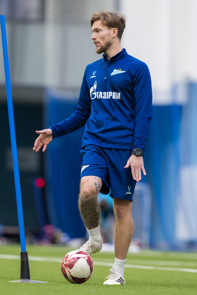 Тренировка женской молодежной команды «Зенит»