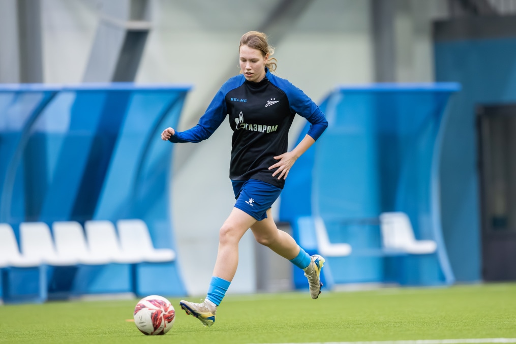 Тренировка женской молодежной команды «Зенит»