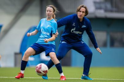 Тренировка женской молодежной команды «Зенит»