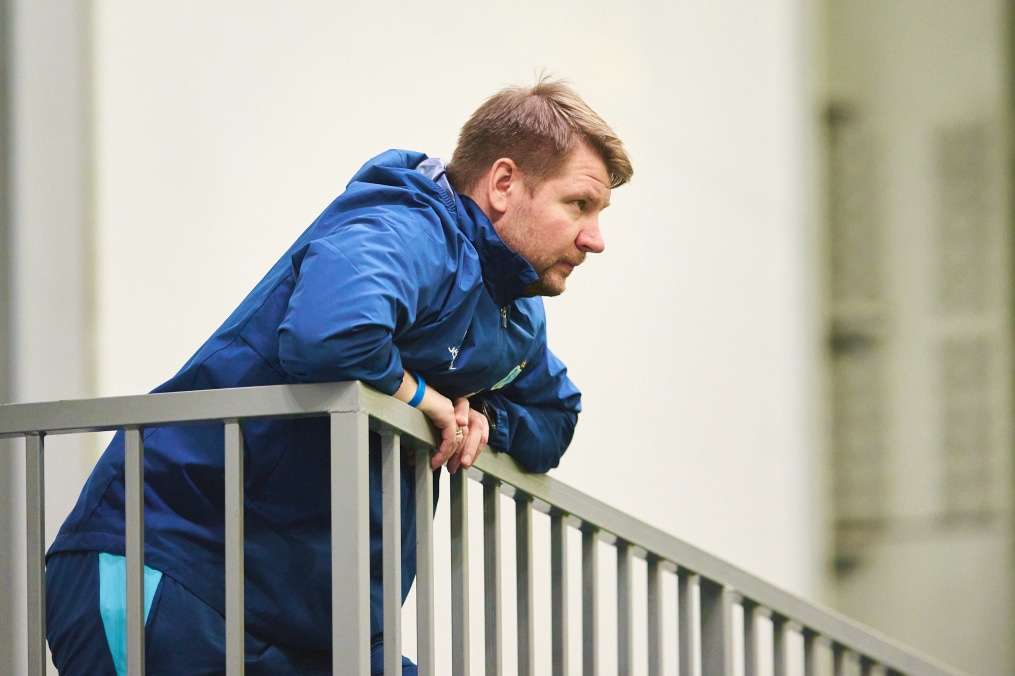 Тренировка женской команды в манеже «Газпром»-Академии