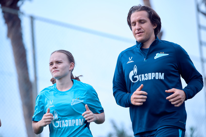 Зимний учебно-тренировочный сбор женской команды «Зенит» в Турции: 9 февраля, утренняя тренировка