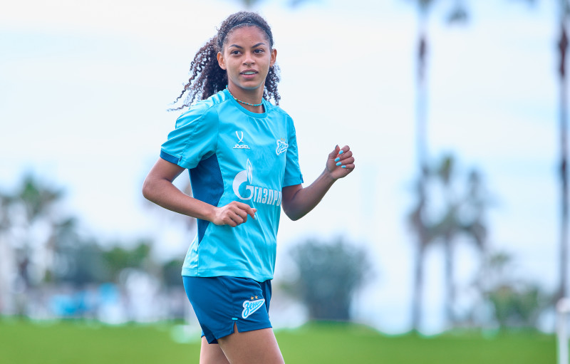 Зимний учебно-тренировочный сбор женской команды «Зенит» в Турции: 9 февраля, утренняя тренировка