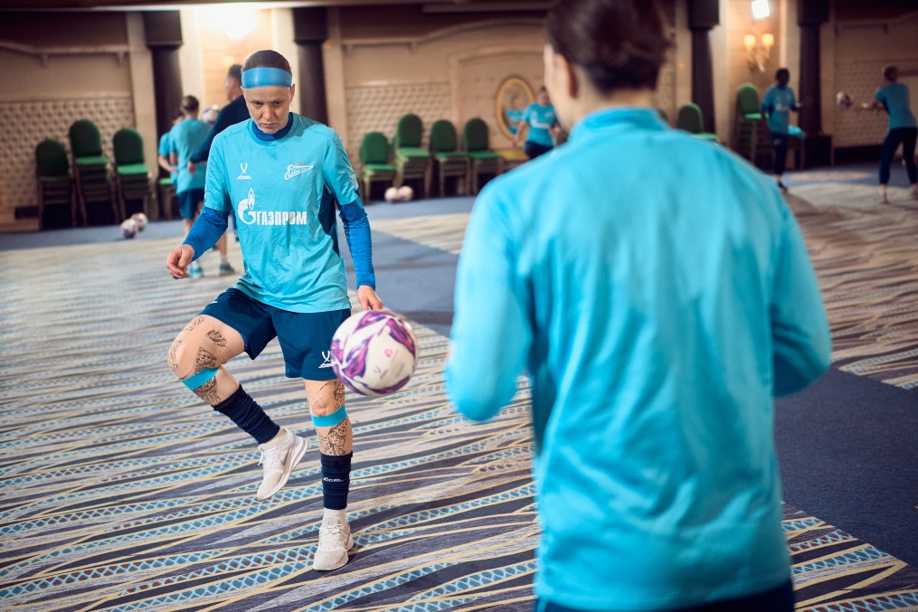 Зимний учебно-тренировочный сбор женской команды «Зенит» в Турции: 13 февраля, вечерняя тренировка