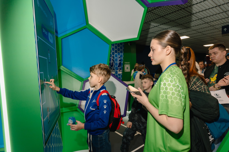 Фан-Променад перед матчем «Зенит» — «Спартак»