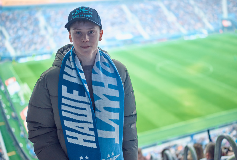 «Зенит рядом»: поздравление детей с днями рождения и свадьба