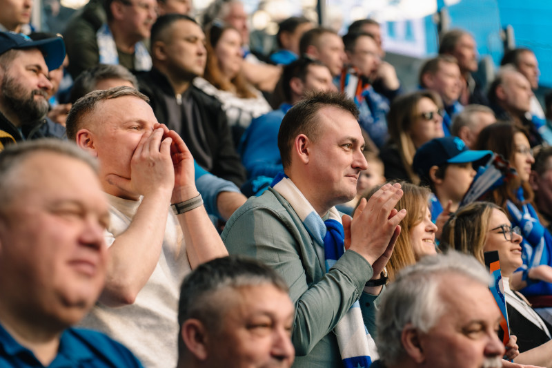 Болельщики на матче «Зенит» — «Спартак»