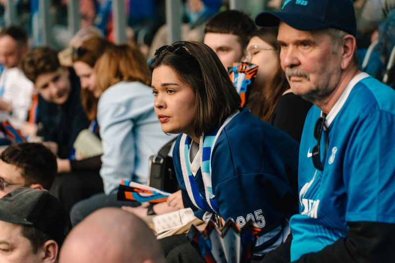 Болельщики на матче «Зенит» — «Спартак»