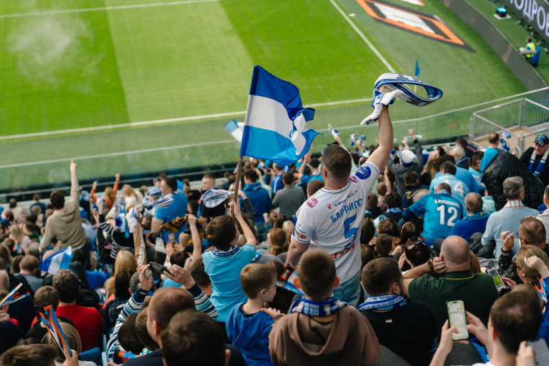 Болельщики на матче «Зенит» — «Спартак»