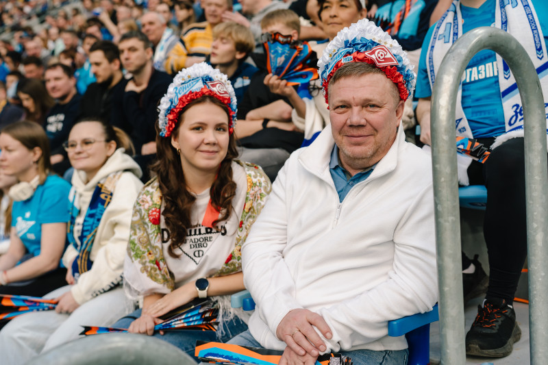 Болельщики на матче «Зенит» — «Спартак»