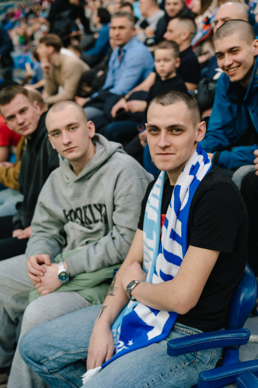 Болельщики на матче «Зенит» — «Спартак»