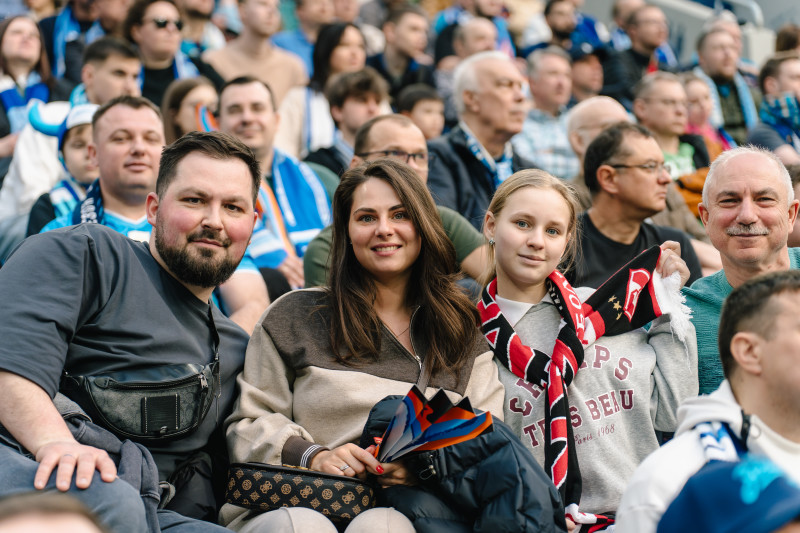 Болельщики на матче «Зенит» — «Спартак»