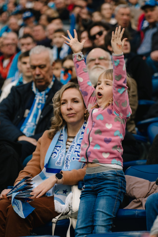 Болельщики на матче «Зенит» — «Спартак»