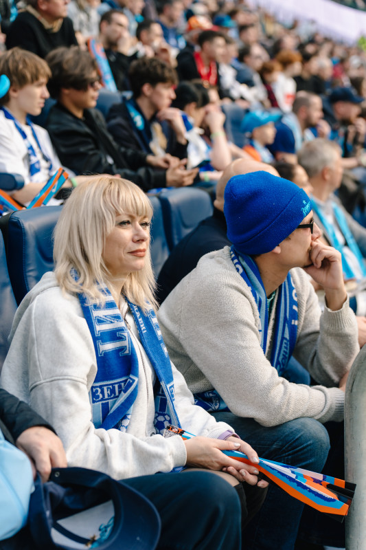 Болельщики на матче «Зенит» — «Спартак»