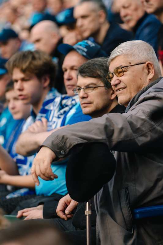 Болельщики на матче «Зенит» — «Спартак»