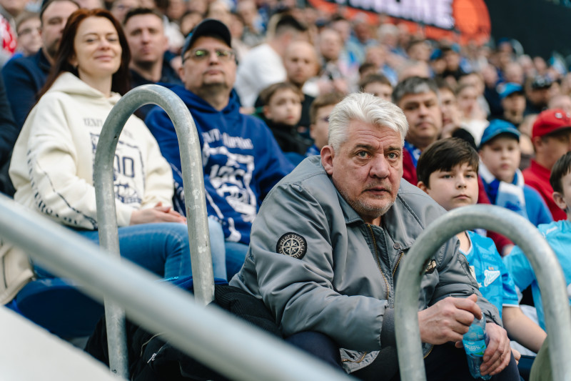 Болельщики на матче «Зенит» — «Спартак»