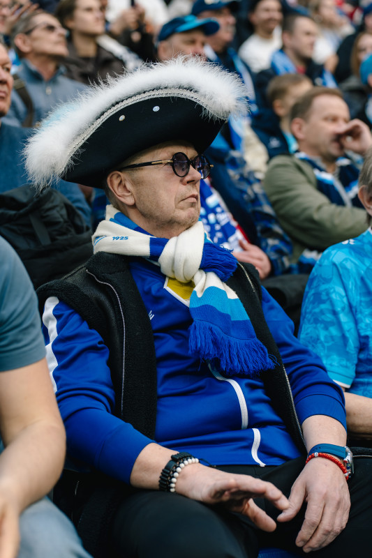 Болельщики на матче «Зенит» — «Спартак»