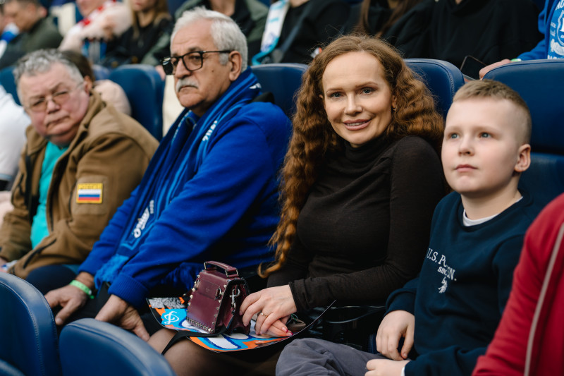 Болельщики на матче «Зенит» — «Спартак»