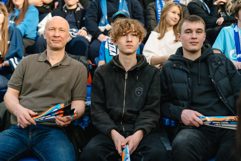 Болельщики на матче «Зенит» — «Спартак»