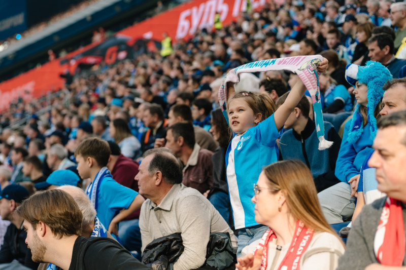 Болельщики на матче «Зенит» — «Спартак»