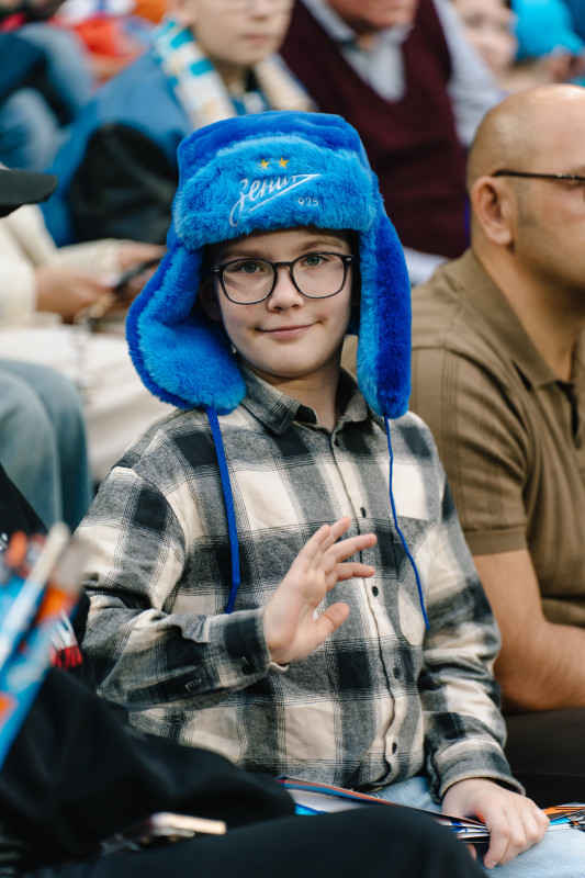 Болельщики на матче «Зенит» — «Спартак»