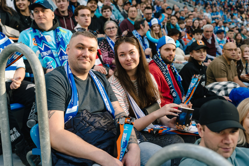 Болельщики на матче «Зенит» — «Спартак»