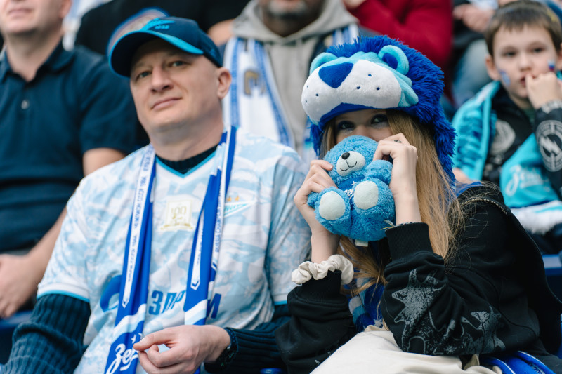 Болельщики на матче «Зенит» — «Спартак»