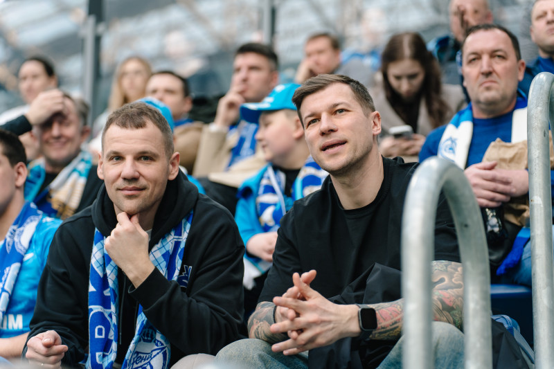 Болельщики на матче «Зенит» — «Спартак»