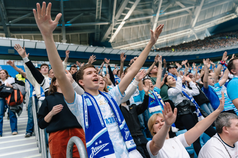 Болельщики на матче «Зенит» — «Спартак»