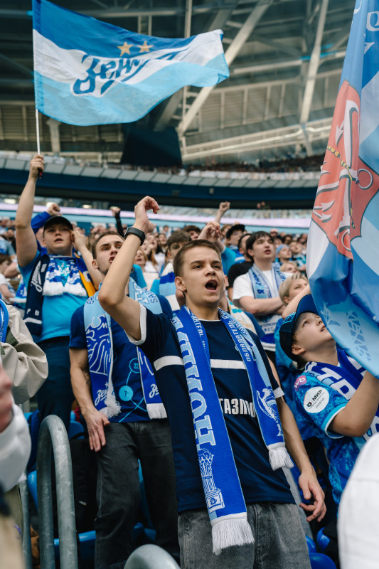 Болельщики на матче «Зенит» — «Спартак»