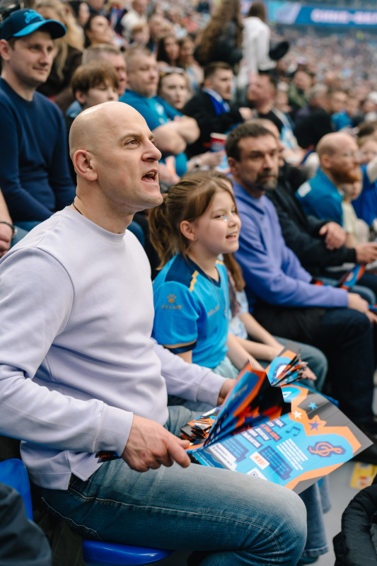 Болельщики на матче «Зенит» — «Спартак»