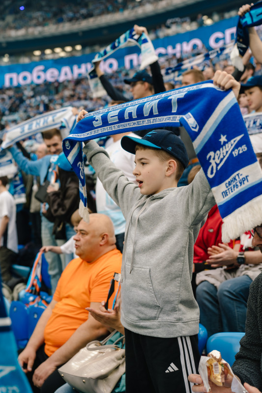 Болельщики на матче «Зенит» — «Спартак»