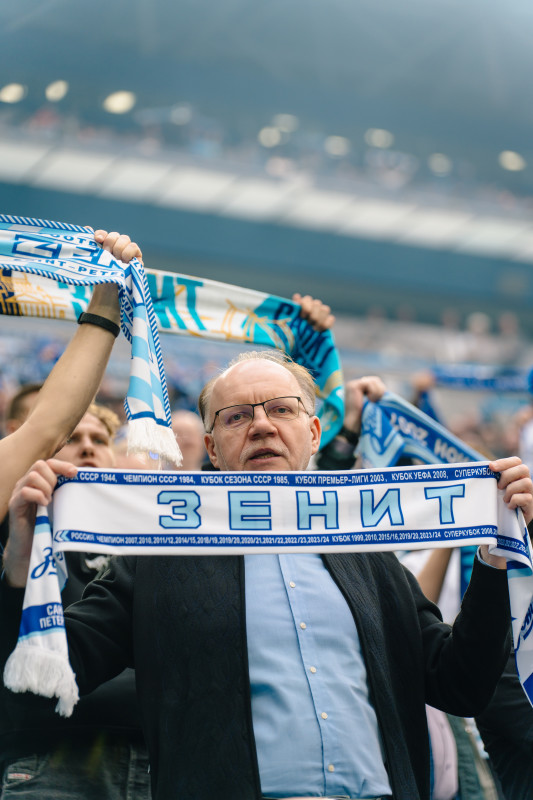 Болельщики на матче «Зенит» — «Спартак»
