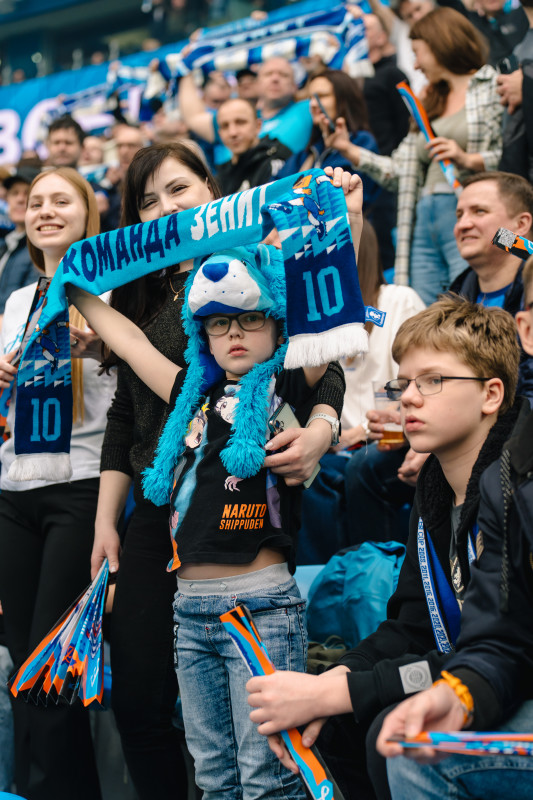 Болельщики на матче «Зенит» — «Спартак»