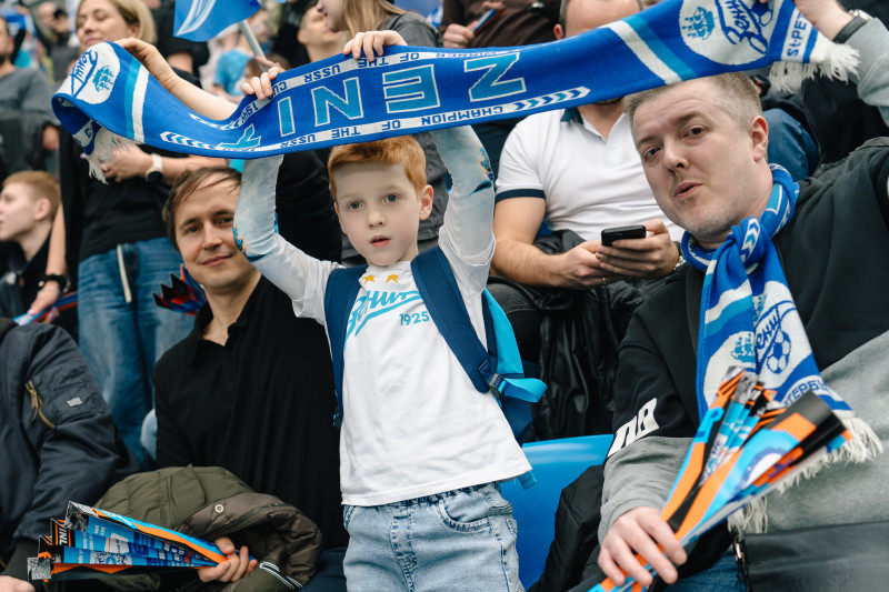 Болельщики на матче «Зенит» — «Спартак»