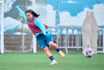 Тренировка женской команды перед матчем с «Динамо»