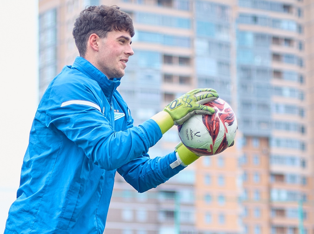 Тренировка «Зенита»-м перед товарищеским матчем с «Алмаз-Антей»-м