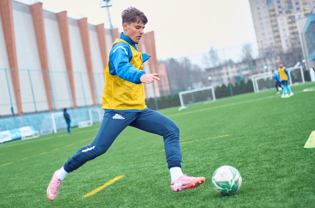 Тренировка «Зенита»-м перед товарищеским матчем с «Алмаз-Антей»-м