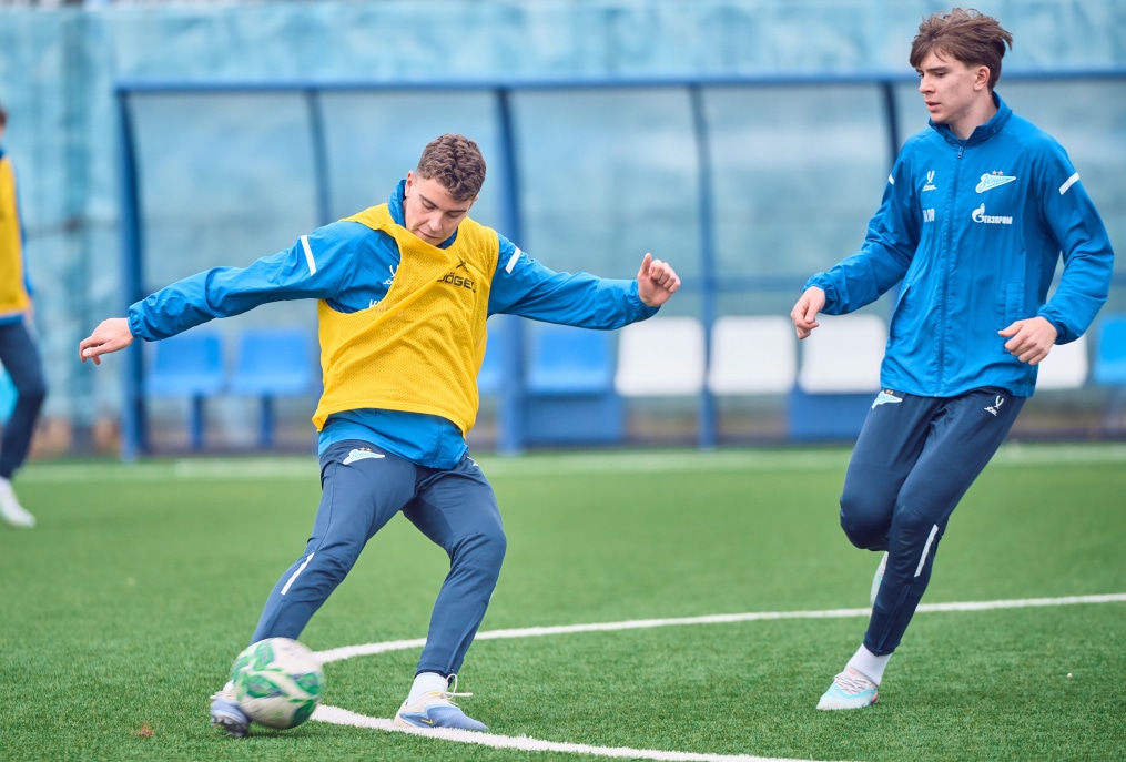 Тренировка «Зенита»-м перед товарищеским матчем с «Алмаз-Антей»-м